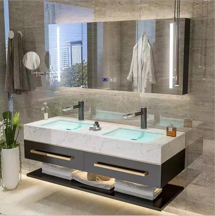 高級大型LEDバックライト付きスマートバスルームミラーキャビ - Bathroom Mirror Led のレビューと価格