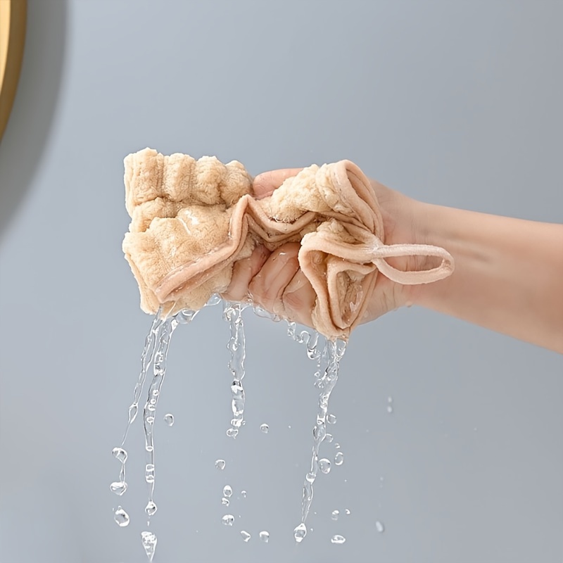 吊り下げループ付きストライプハンドタオル5枚セット、柔らかく - Zara Home Bathroom のレビューと価格