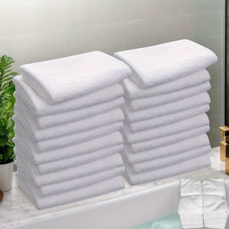 モダンな白い正方形タオル5枚、耐久性があり洗濯可能なバスルー - Zara Home Bathroom のレビューと価格